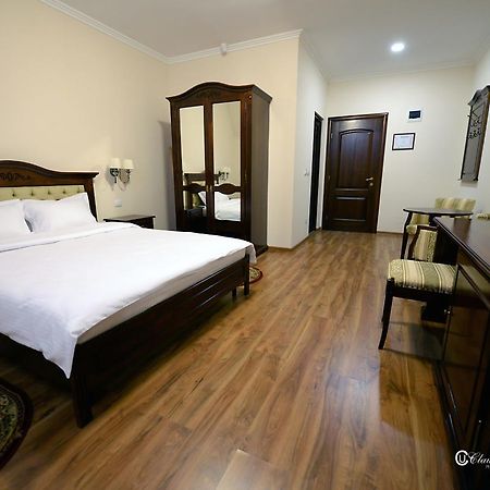Hotel Dallas Negresti-Oas Buitenkant foto