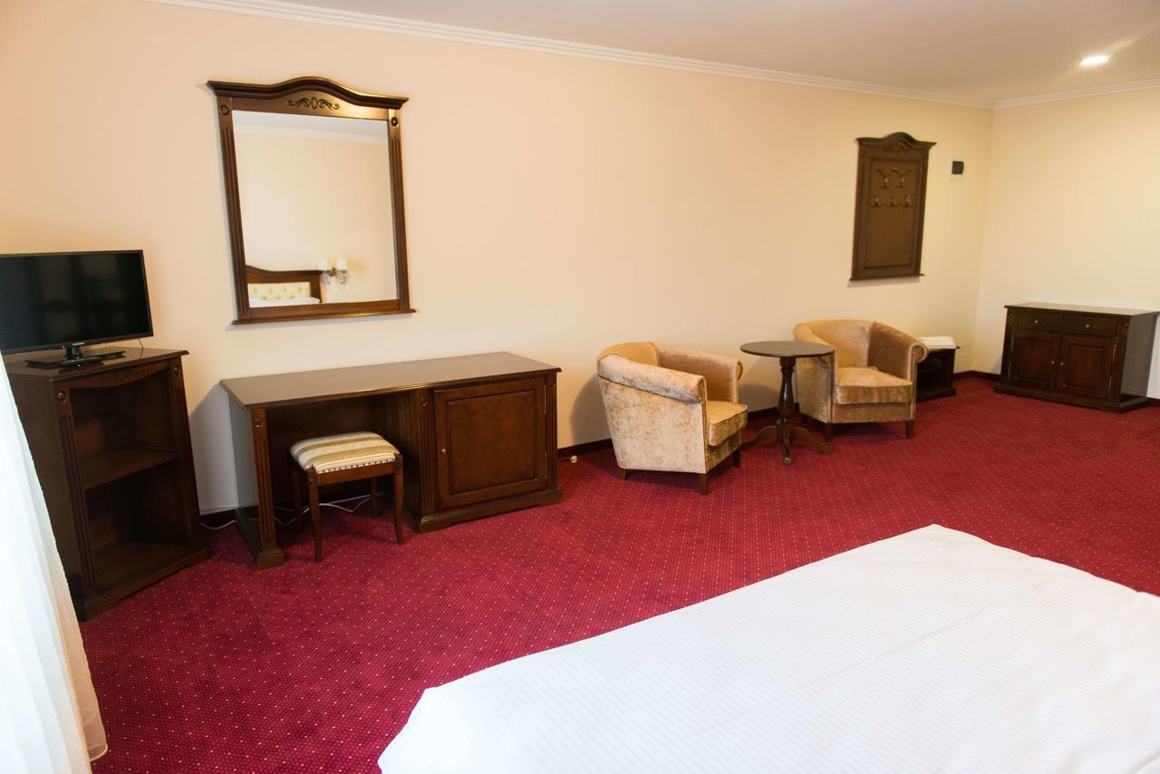 Hotel Dallas Negresti-Oas Kamer foto
