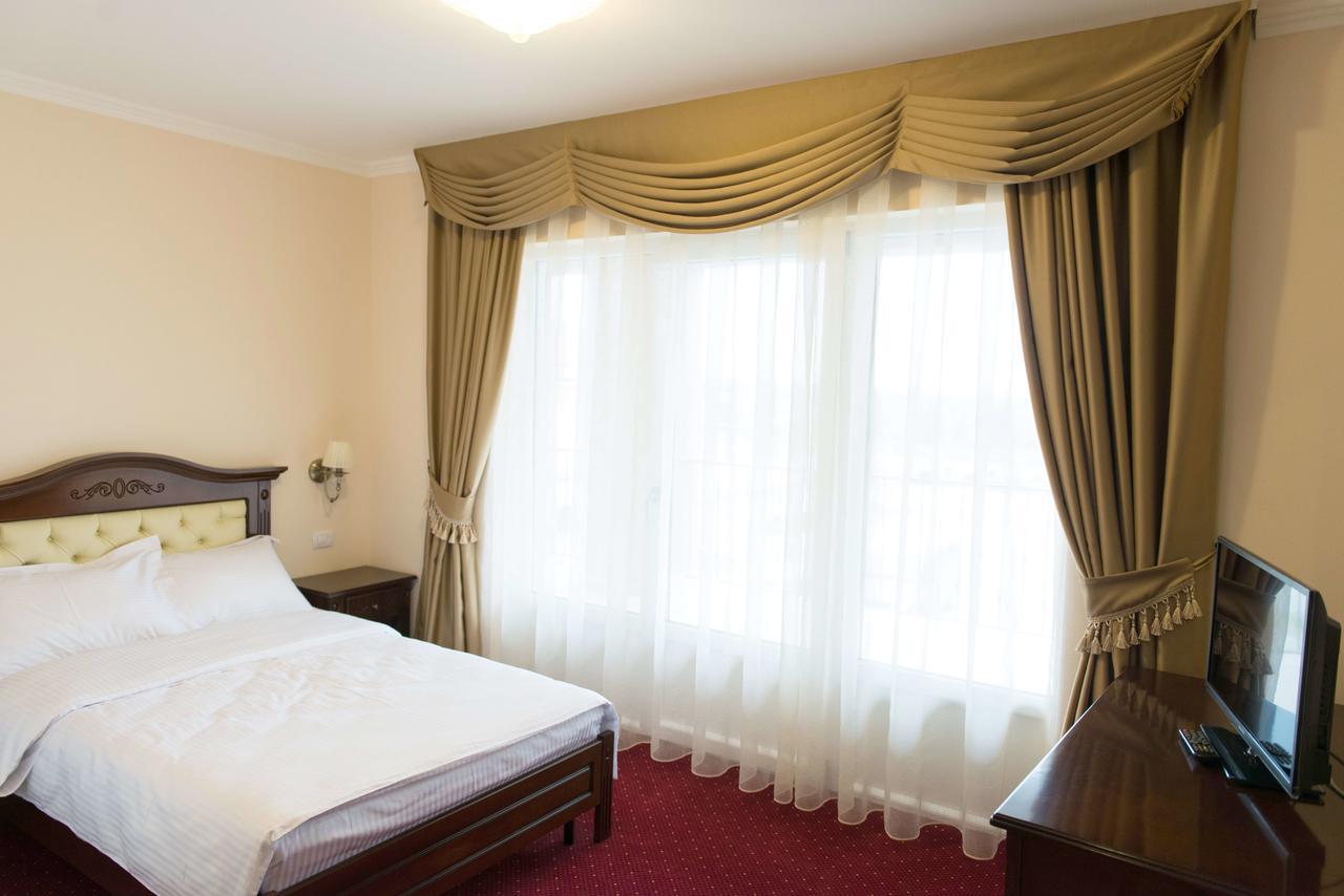 Hotel Dallas Negresti-Oas Kamer foto